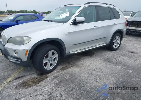 2008 BMW X5 4.8I z USA, uszkodzony, nr VIN 5UXFE83528L167051